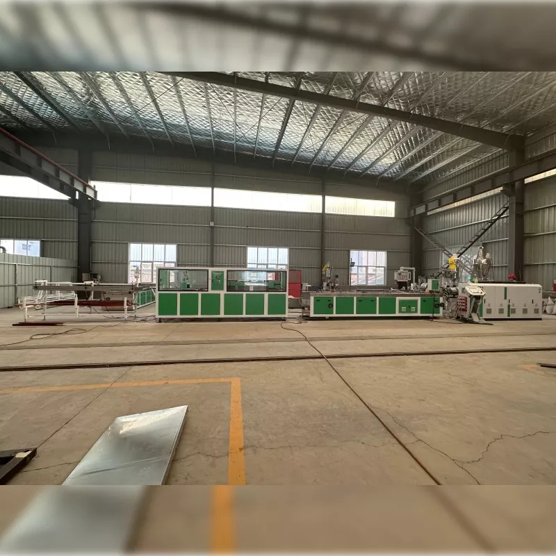 Produktionsausrüstung für PVC-Außen-Coextrusionsböden